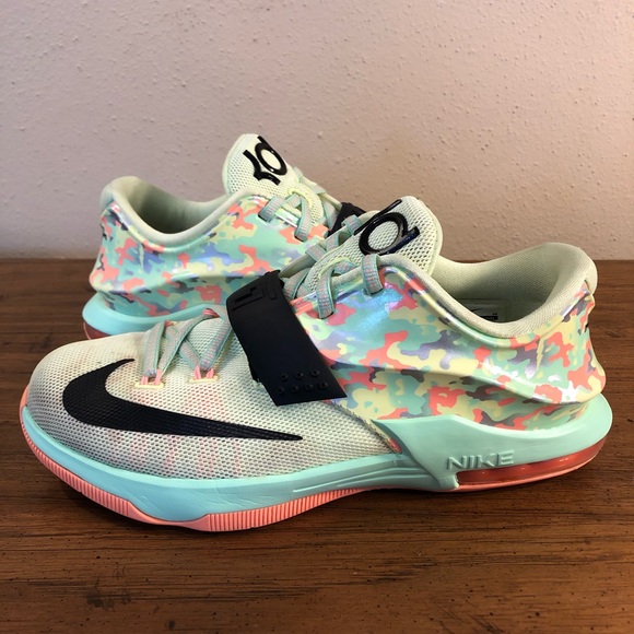 basketball shoes size 5.5